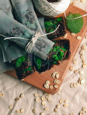 Recepty s FitnessGuru.sk
 
 Poobede, keď vás bude naháňať chuť na niečo sladké a zdravé, máte vybavené! Alebo čo taká desiata na cestu...