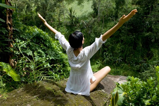 Múdrosť o liečení ľudí
 
 V každom jednotlivom človeku prebýva od narodenia pôvodná životná sila, tzv. „Viriditas