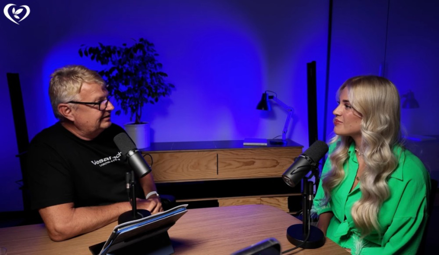 Hostia: Mária Zelinová (moderátorka) a Pavol Machnič (publicista, tvorca výživových doplnkov a zdravotný poradca)Zdravie nezačína na...